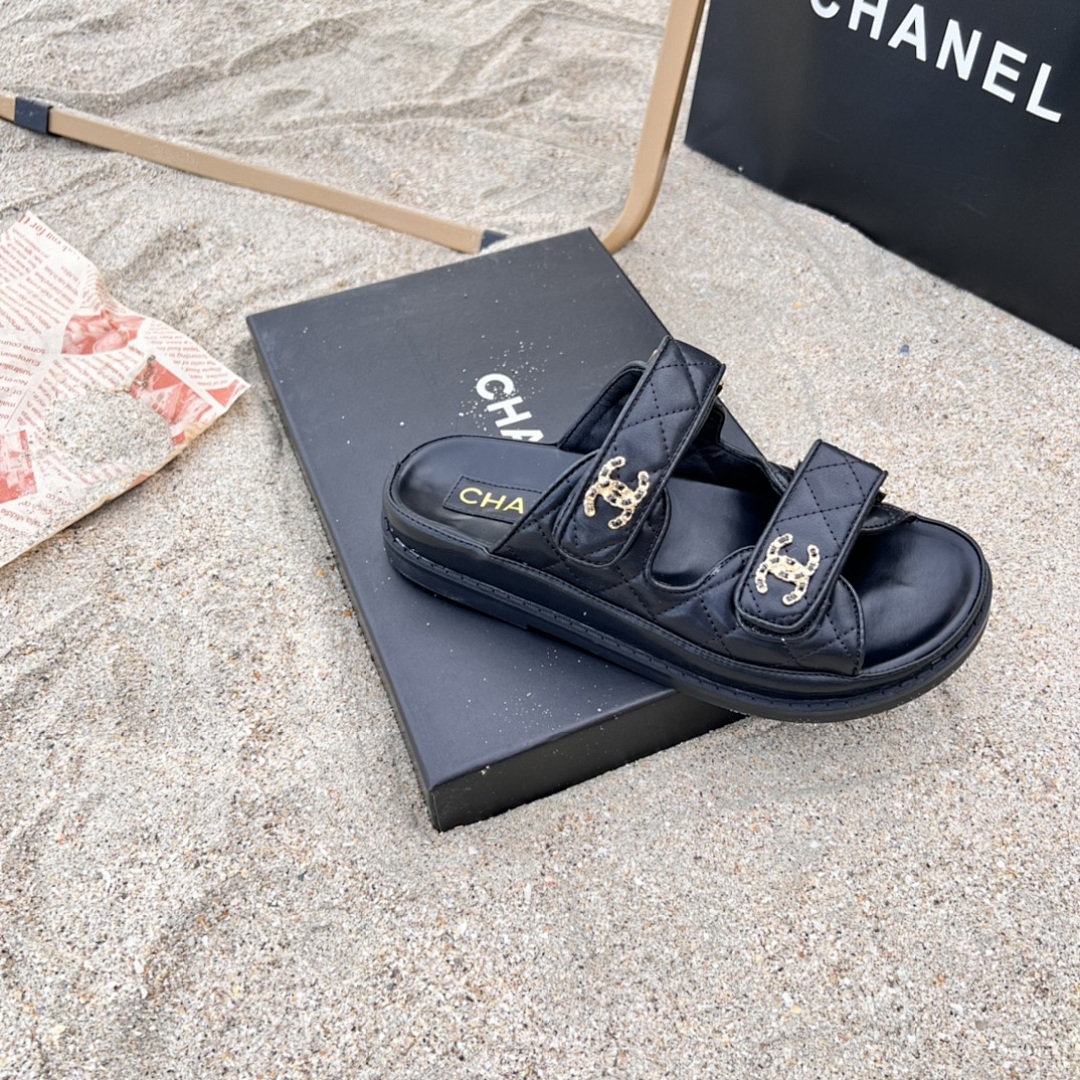 CHANEL    449-10257-T