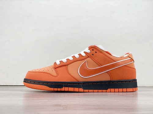 55.05$ NIKE    code 351-10084-T