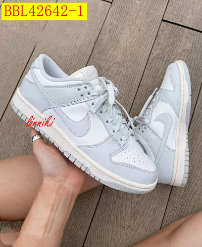 8591-T  40.99$ NIKE