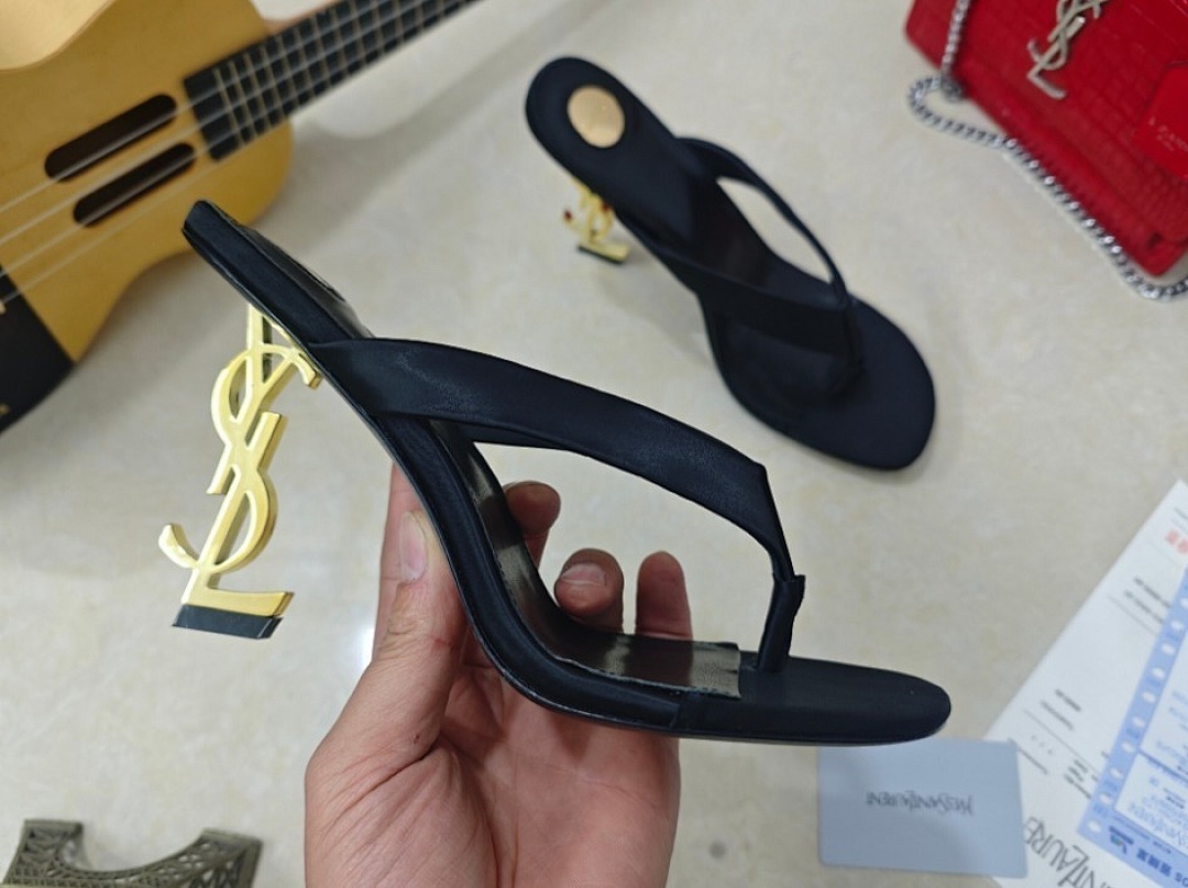 YSL 103$    11074-T