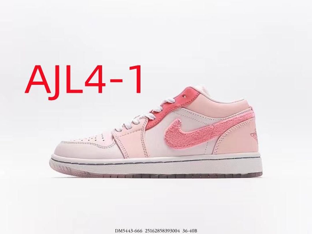 NIKE  47.88$ code 351-9690-T