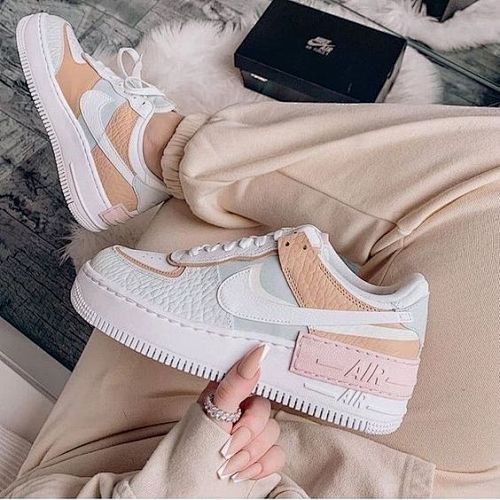 NIKE 5AAAAA AIR FORCE 1  42$    351-9498-T