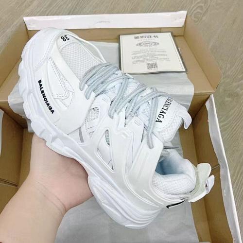 Balenciaga 59.99$    10702-T