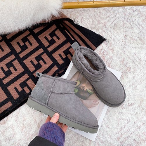 UGG CLASSIC ULTRA MINI $40.14 code 8445-T