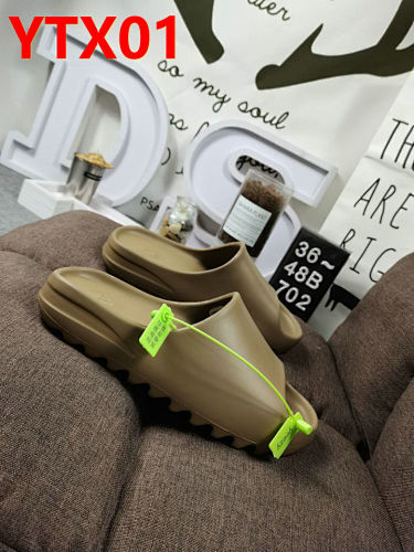 Kanye West x adidas yeezy slide    10273-T