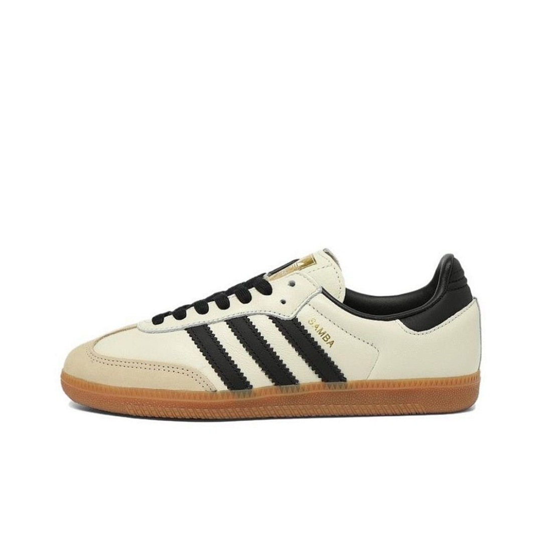 ADIDAS 46.99$      10390-T