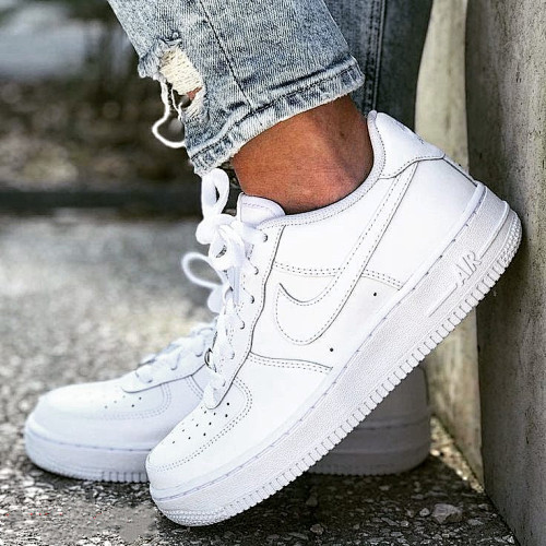 NIKE 41.99$  code 351-9812-T