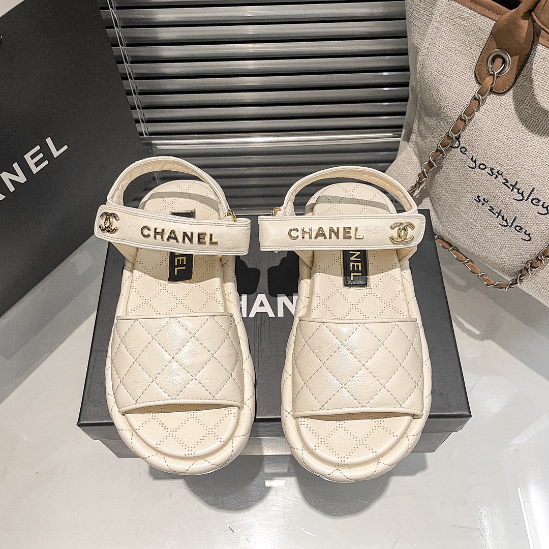 CHANEL 51.79$  CODE 449-10116-T