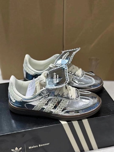 adidas 60.11$ Code 515-9688-T