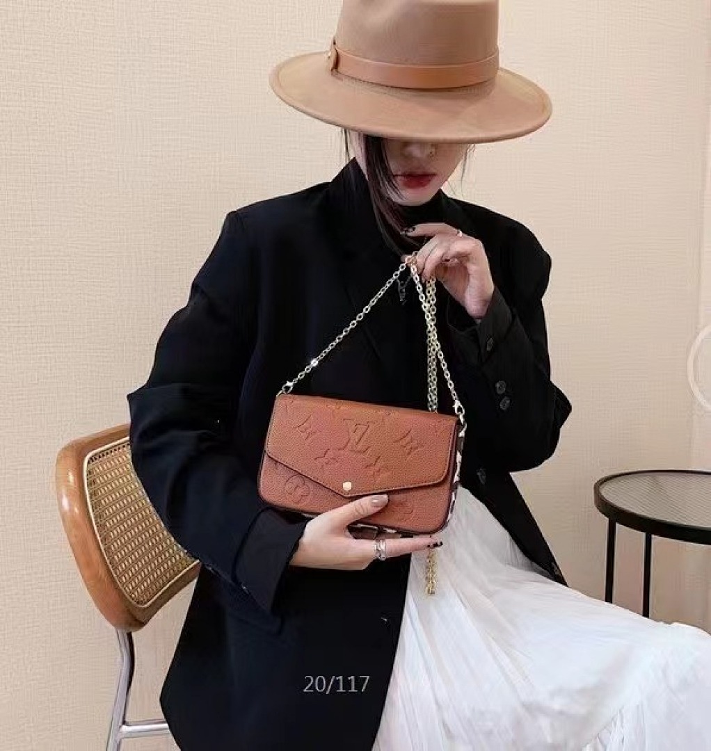 LV 37.55$ 编号7935-T