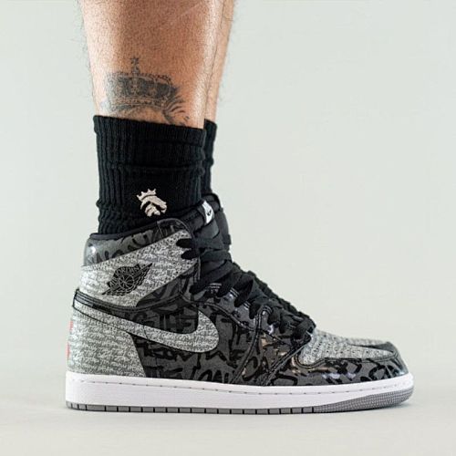 NIKE 51.99$  编号code:8064-T