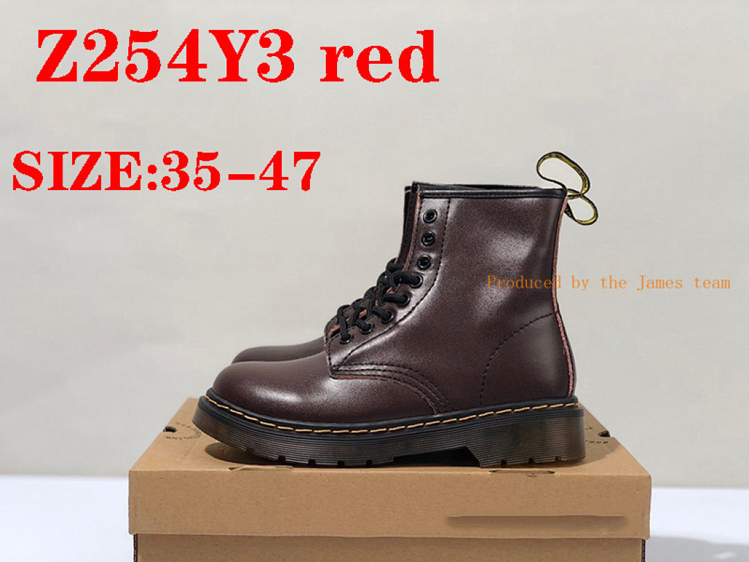Dr.Martens  44$    9442-T