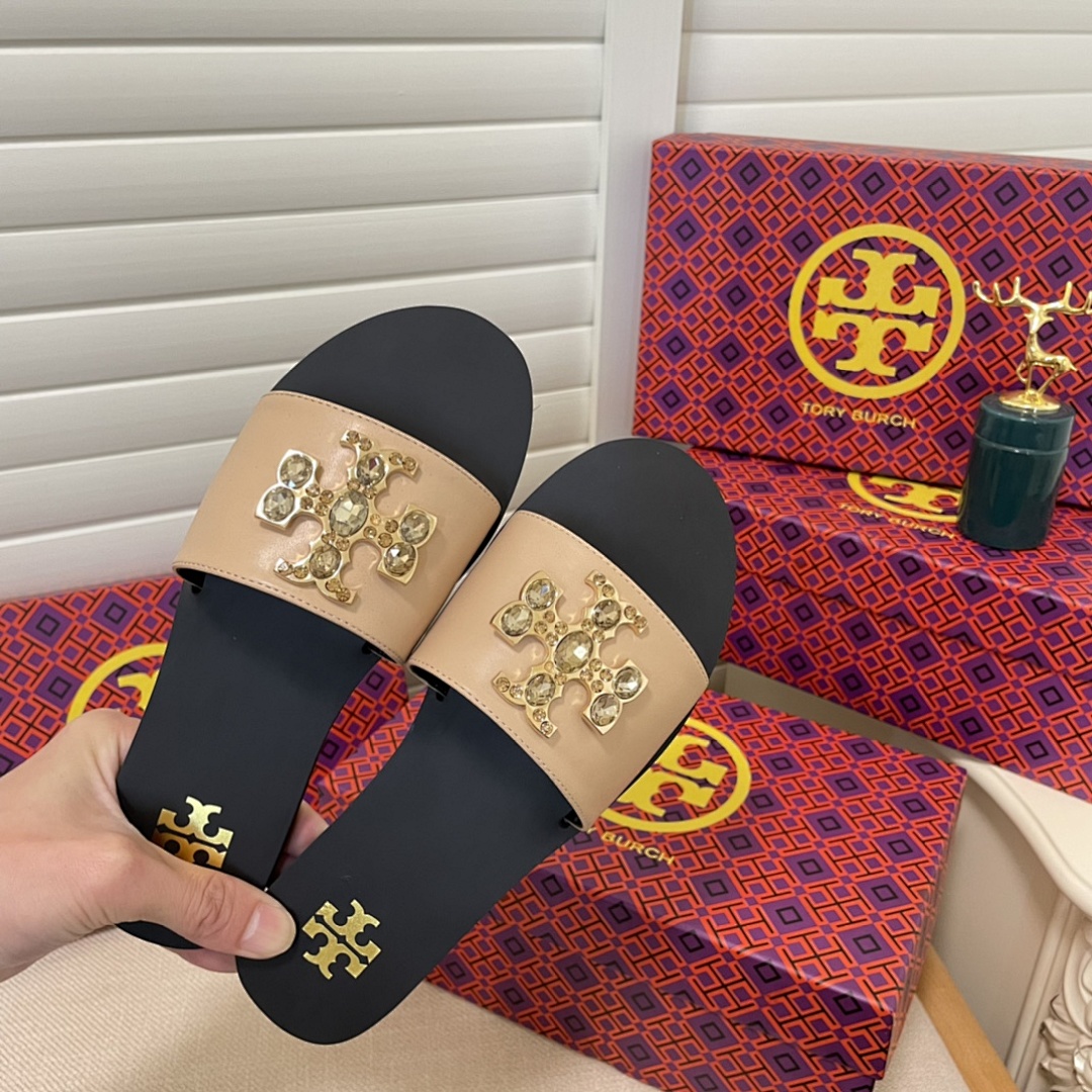 TORY BURCH code 8113-T $38.55