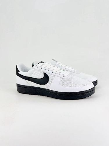 NIKE SB 61.9$    10926-T
