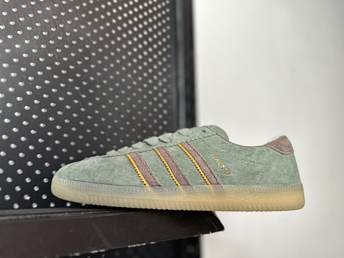 adidas  51.42$     code  351-9599-T