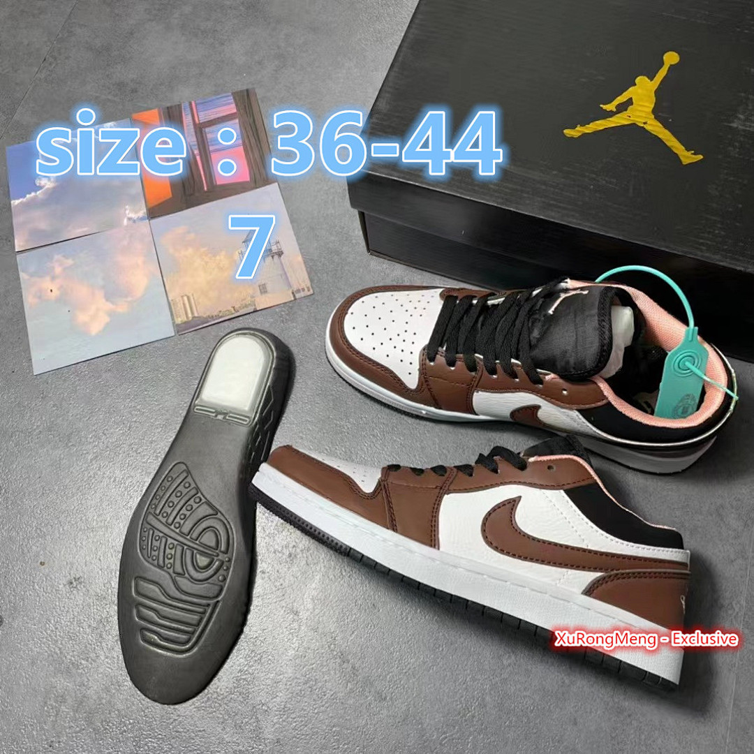 NIKE 27.99$  code 8097-T