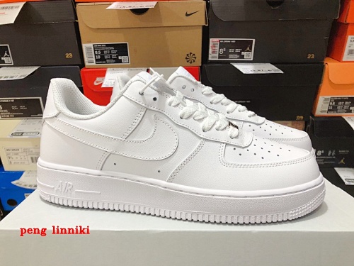 8920-T     37.88 Gifts for her him Nike Air Force 1 Leather