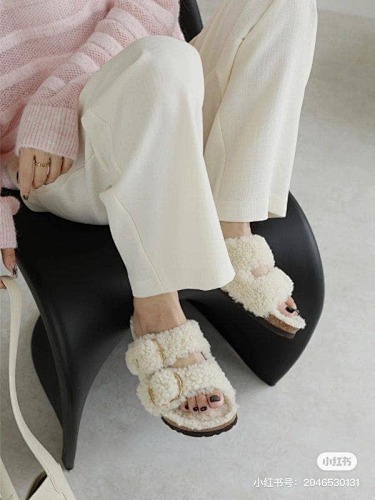 BIRKENSTOCK 5A+ 68$    10886-T
