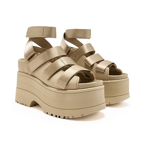 UGG 92.9$   11039-T