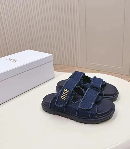 DIOR 82.99$    11056-T