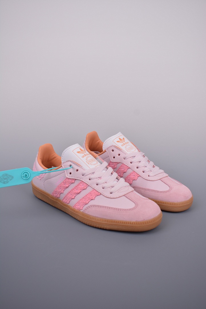 ADIDAS 55$    10237-T