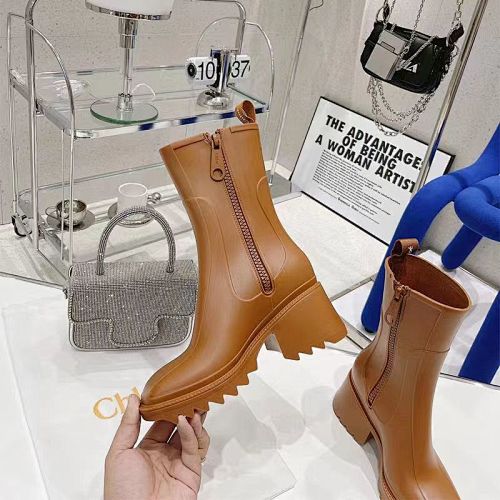 8721-T  50.66$-Size 35-40