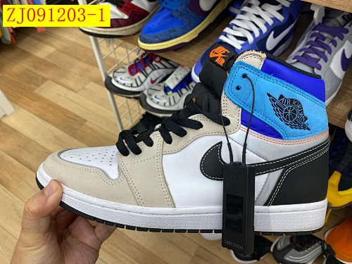 8877-T   44.86 Nike Air Jordan 1 Mid