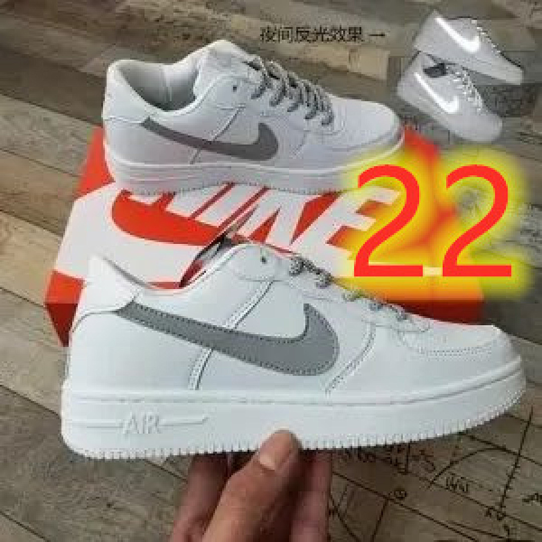 9010-T   26.83$  NIke