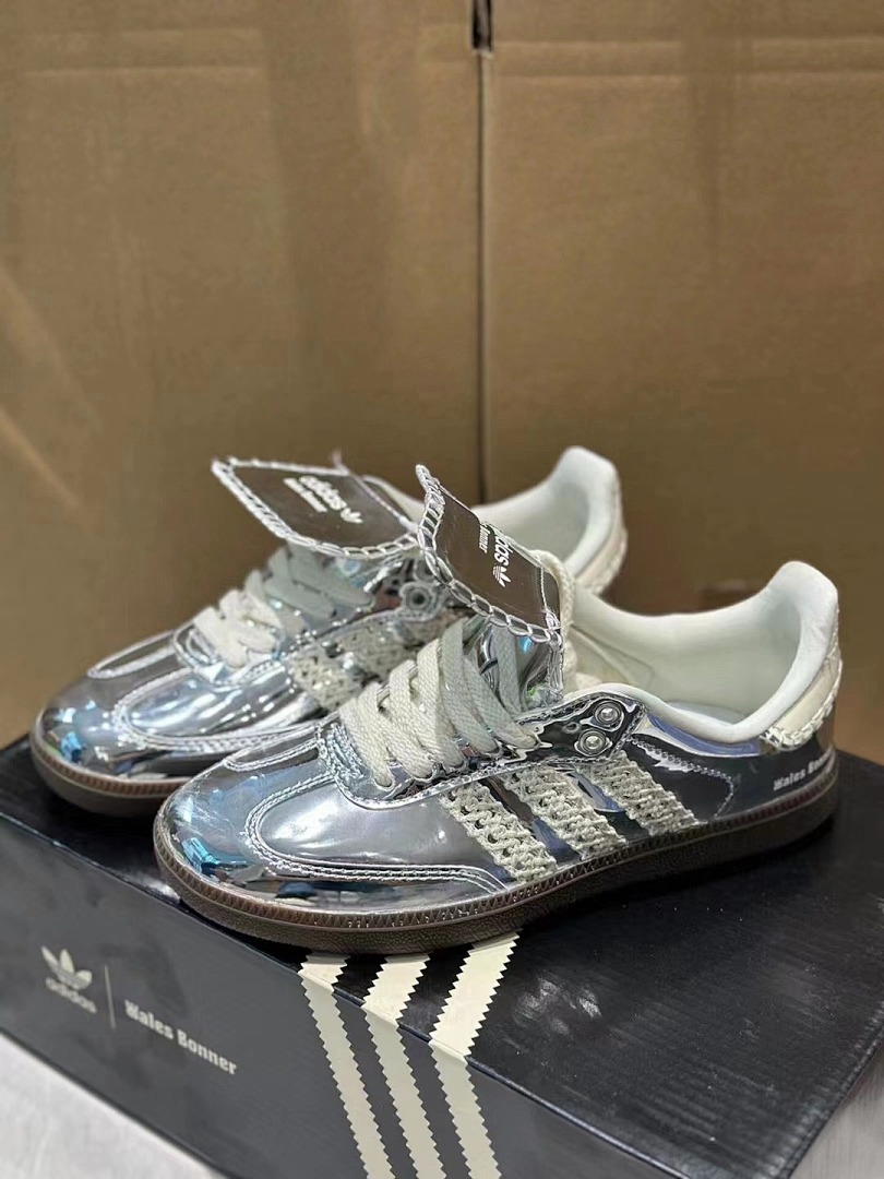 adidas 60.11$ Code 515-10120-T