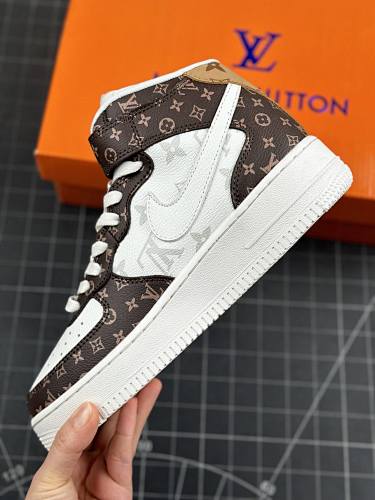 LV 92.99$    10781-T
