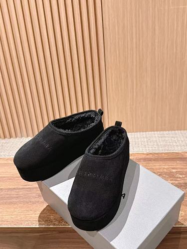 Balenciaga 115$    10838-T