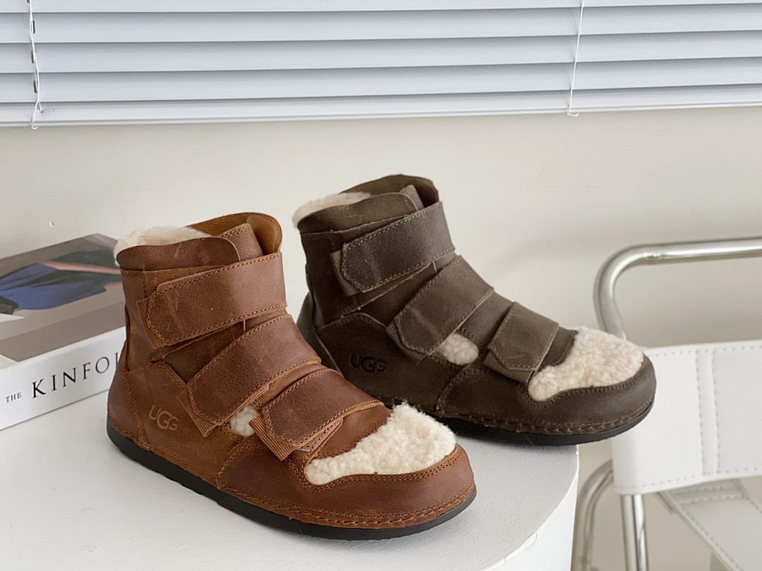 Have a great sale UGG 61.99$  code 506-9646-T