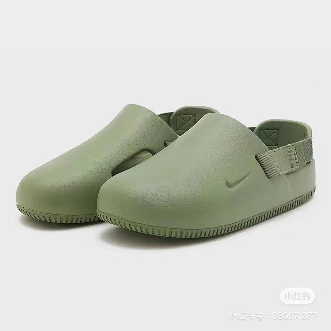 NIKE TOP 3A+  31.99$    9433-T