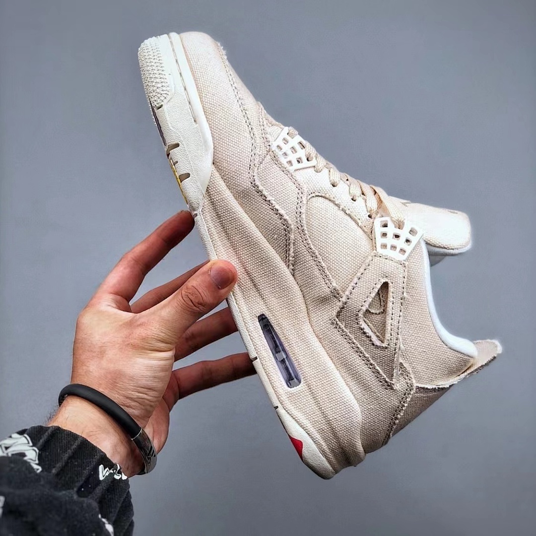 AJ4 5A+ 57$    9584-T