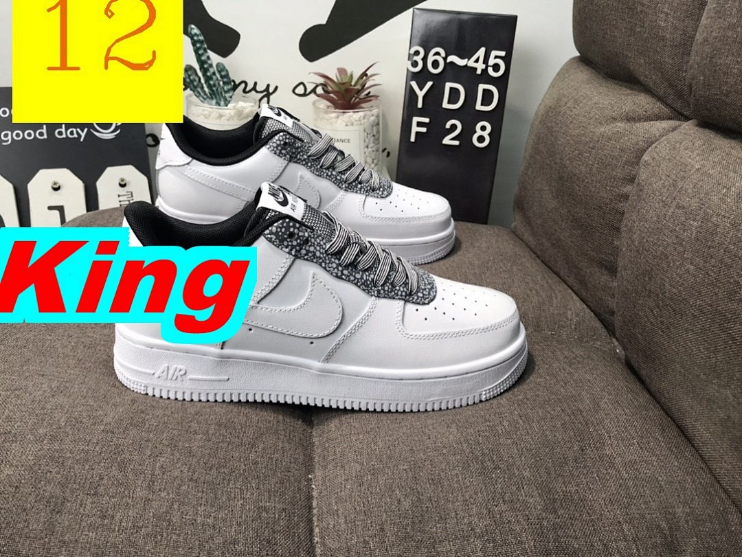 8604-T  43.11$ Nike