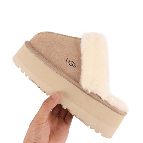 UGG 51.15$    CODE 279-10471-T