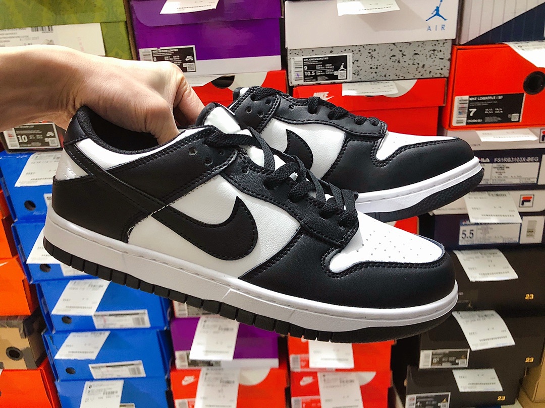 8686-T  28.99$ NIKE