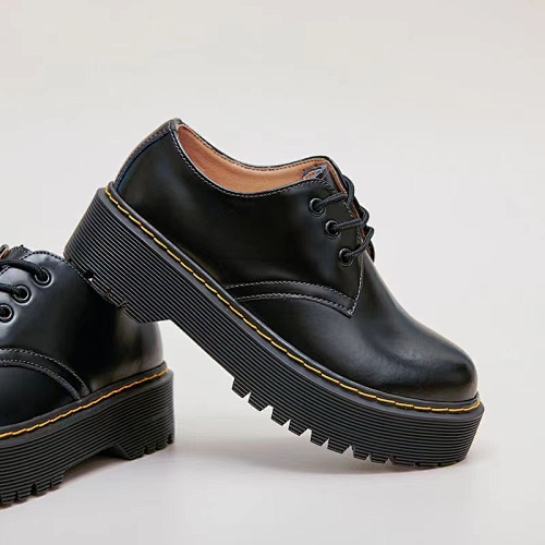 8561-T  $40.97 DR MARTEN