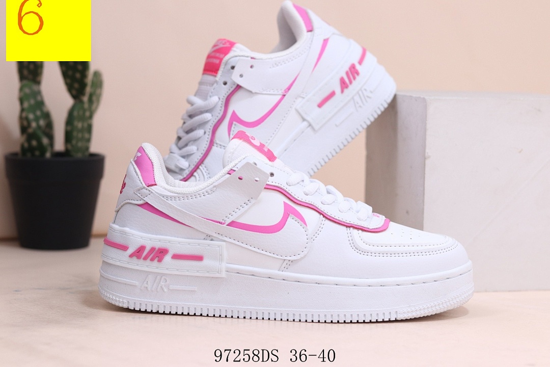 Nike Air Force 1 40$    9478-T
