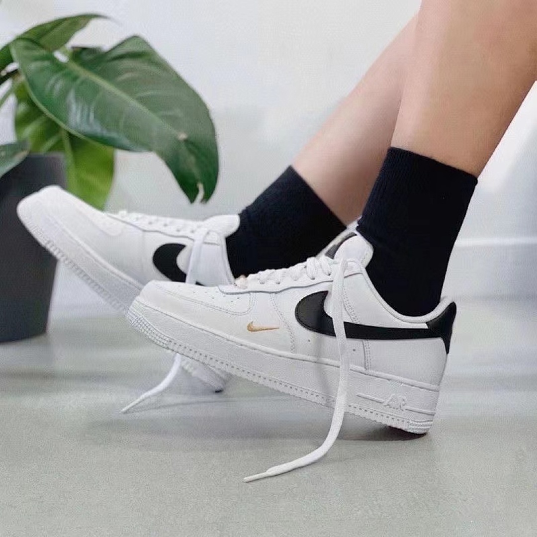 NIKE  34$    9502-T