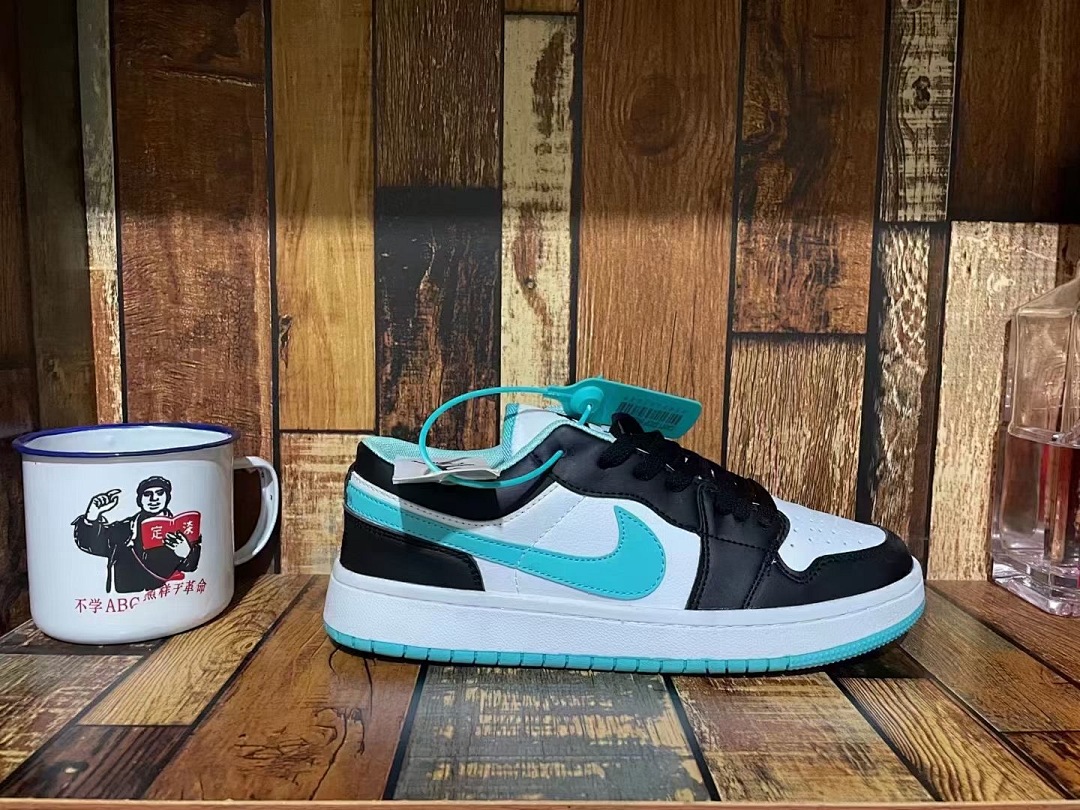 Nike Air Jordan 1 Low · 4689 — תמונה 7