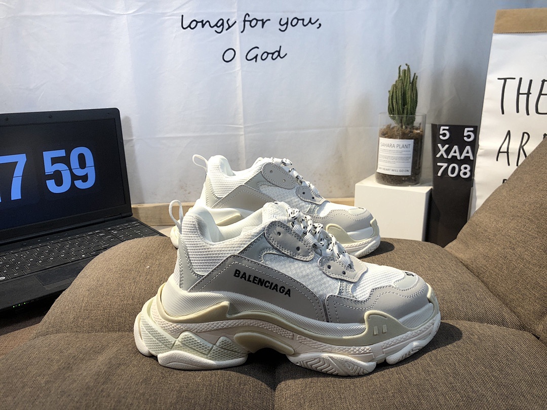 Balenciaga Triple S · 5013 — תמונה 9