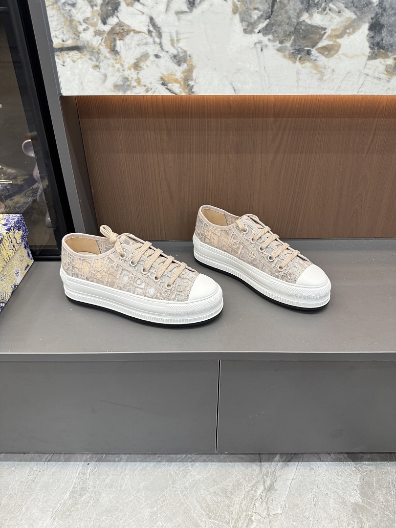 Walk'n'Dior Platform Sneaker · 6431 — תמונה 17