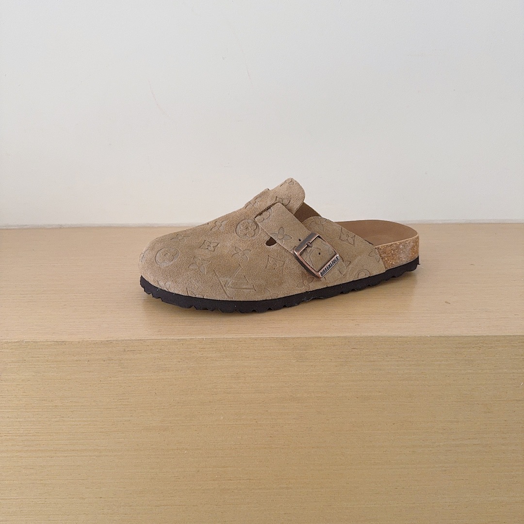 Louis Vuitton — כפכפים · 6220 — תמונה 13
