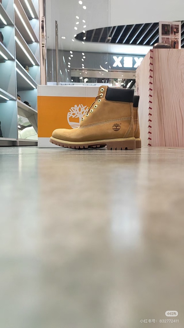 Timberland Premium 6-Inch Waterproof Warm-Lined Boot · 6147 — תמונה 11