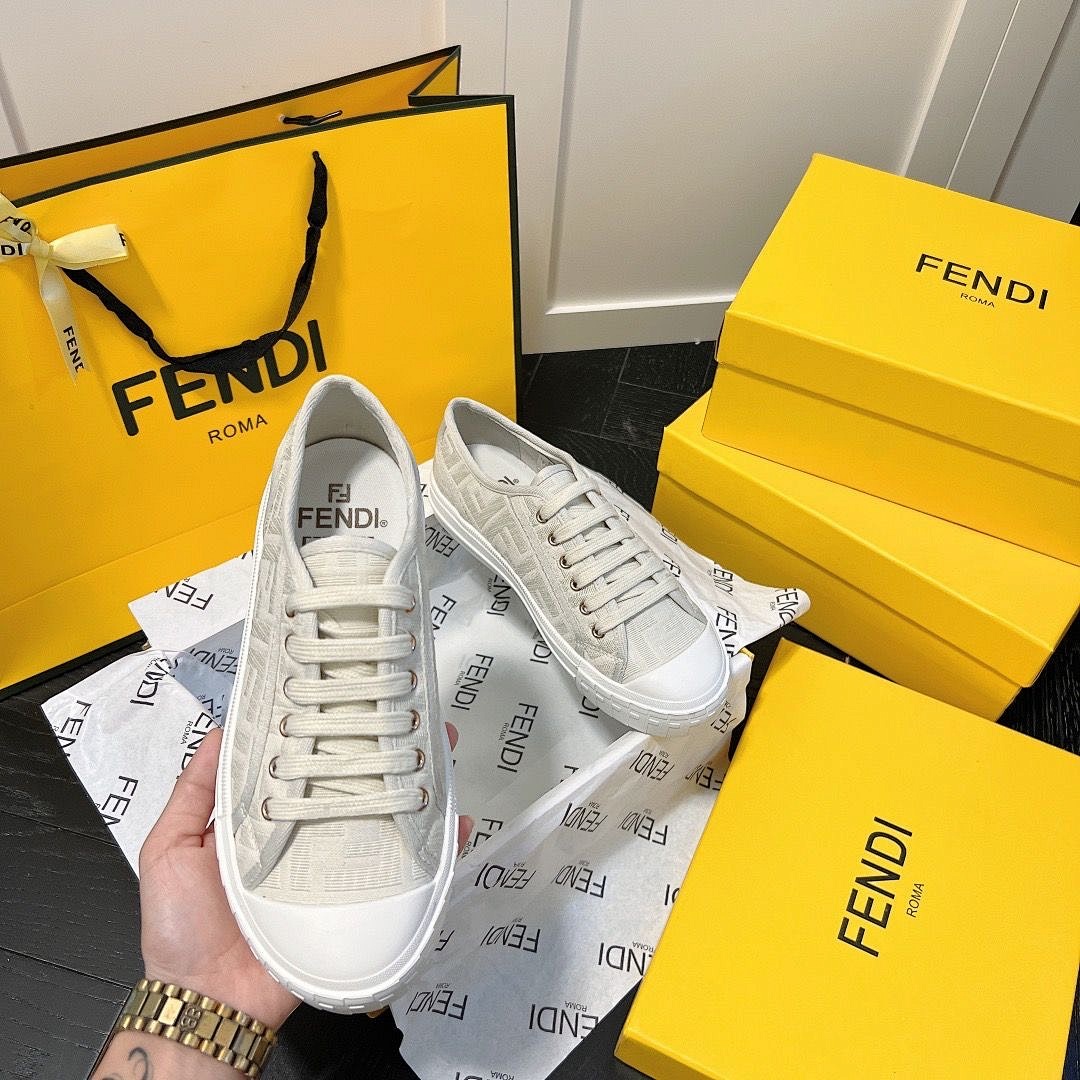 Fendi Domino · 5442 — תמונה 4
