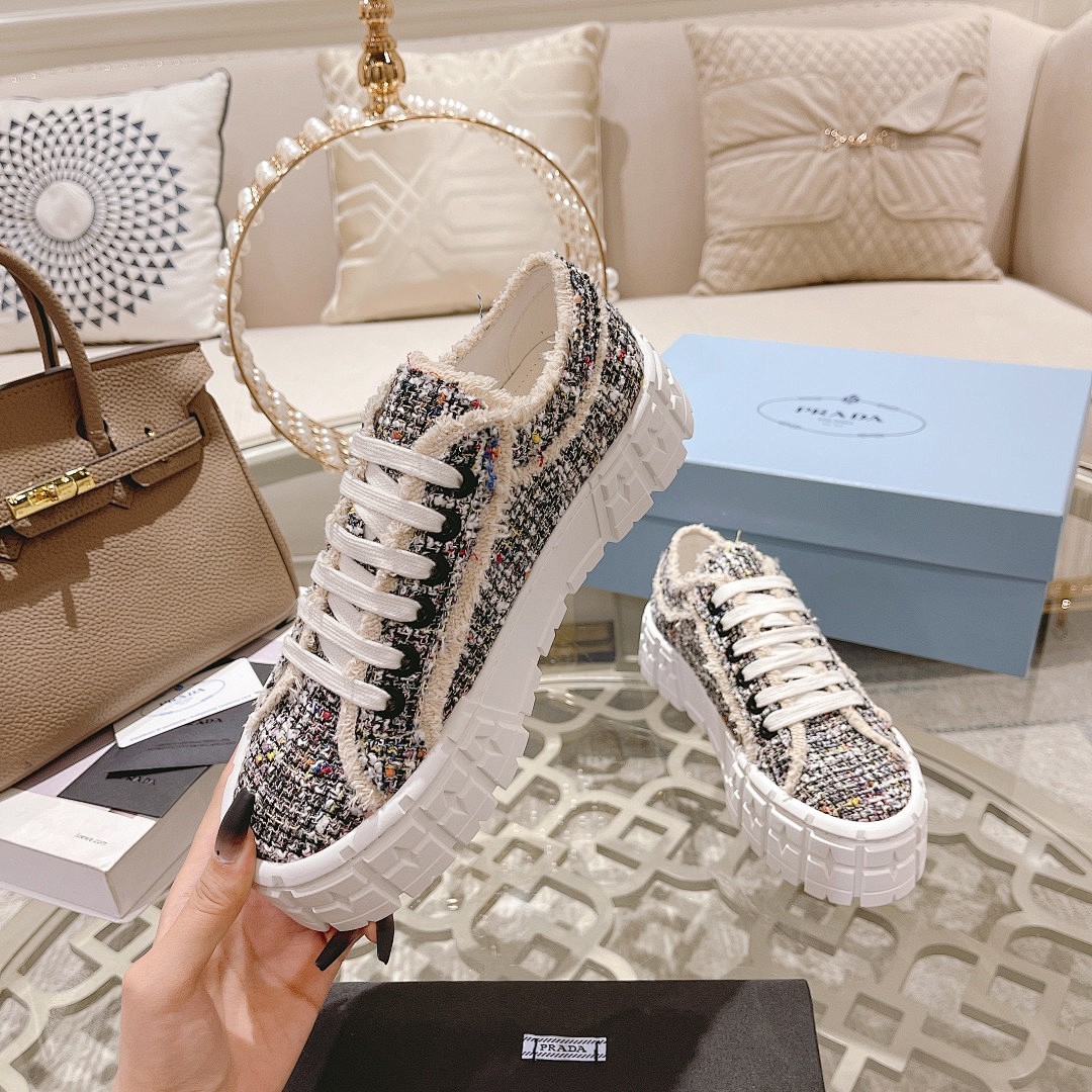 Prada Double Wheel · 5511 — תמונה 25