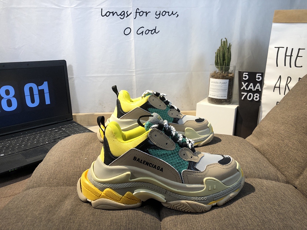 Balenciaga Triple S · 5013 — תמונה 11