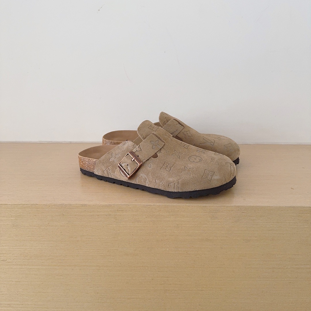 Louis Vuitton — כפכפים · 6220 — תמונה 12