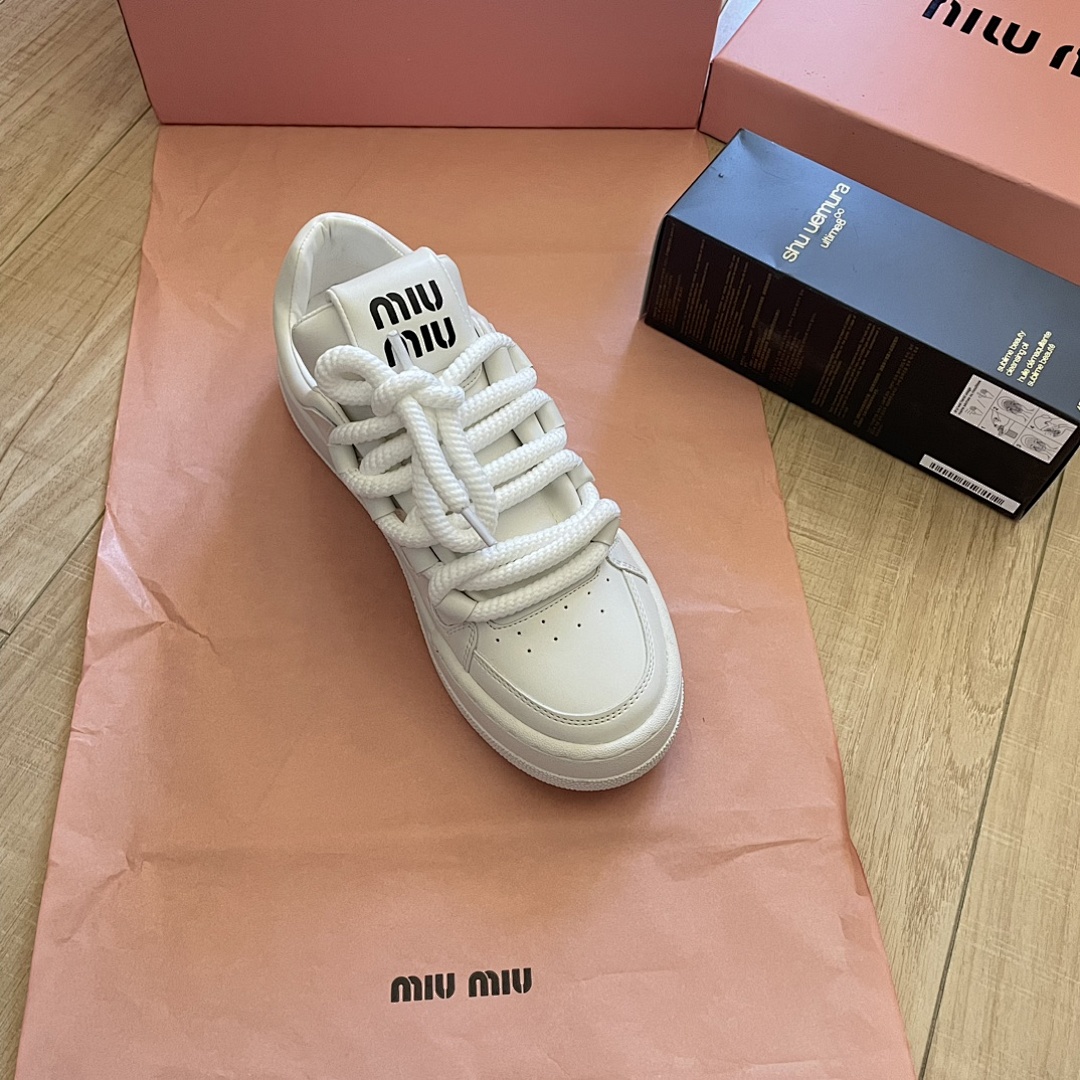 Miu Miu — סניקרס · 3613 — תמונה 5